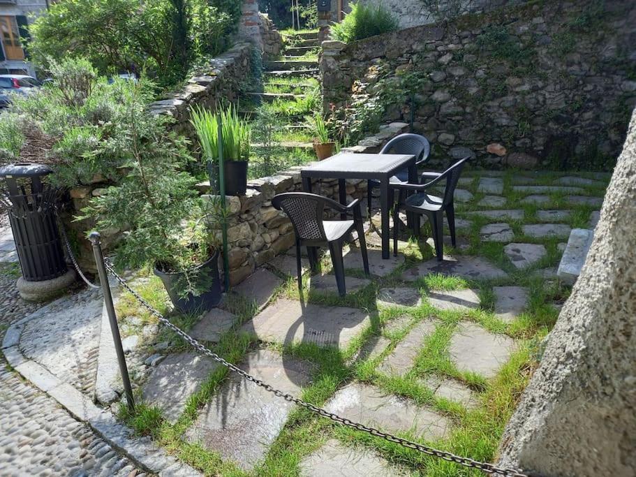 Apartamento The Door Of The Castle Menaggio Exterior foto